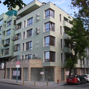 Жилищна сграда на бул. Марица-ЮГ 50 в Пловдив. Изпълнител и инвеститор Демилекс